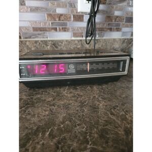 Vtg GE General Electric 7-4625A Digital Alarm Clock Radio AM/FM Woodgrain,TESTED